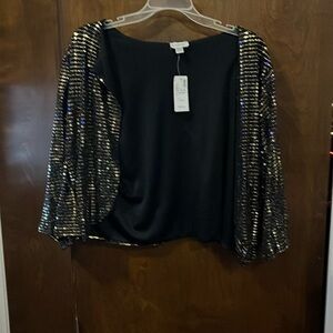 Brand New
Avenue
Gold/Black